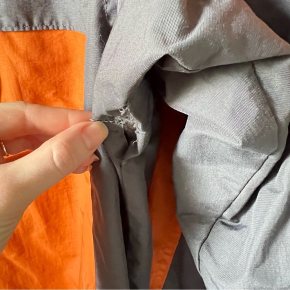 Columbia Medium pullover outerwear orange grey top EUC - Picture 2 of 9